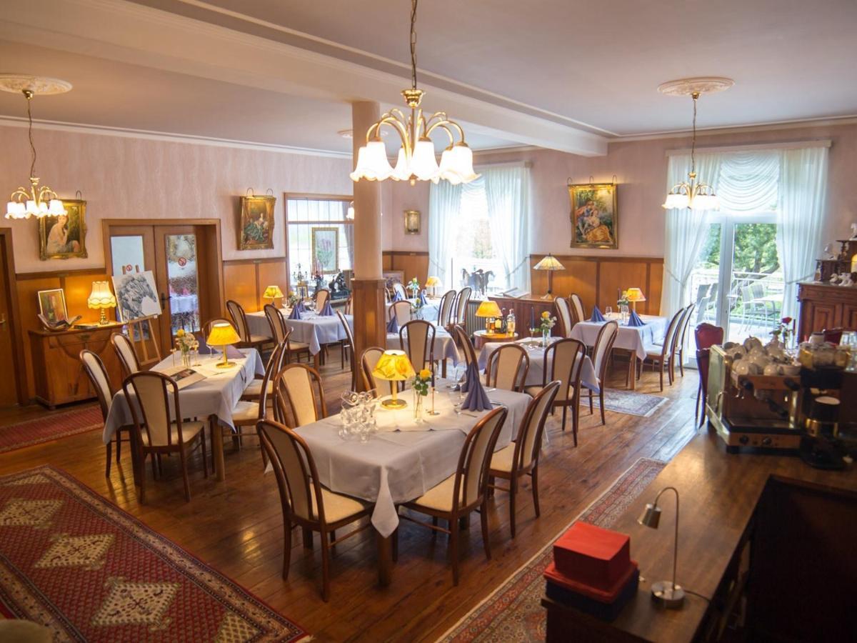 Hotel Zur Post - Burg An Der Mosel Εξωτερικό φωτογραφία