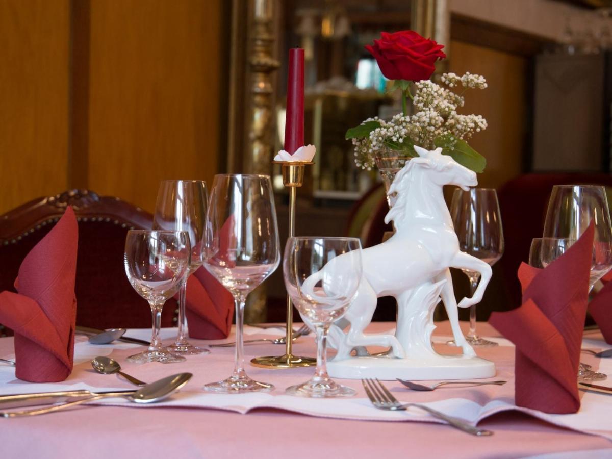 Hotel Zur Post - Burg An Der Mosel Εξωτερικό φωτογραφία